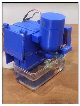 Assembled 3D-printed FishFeed device