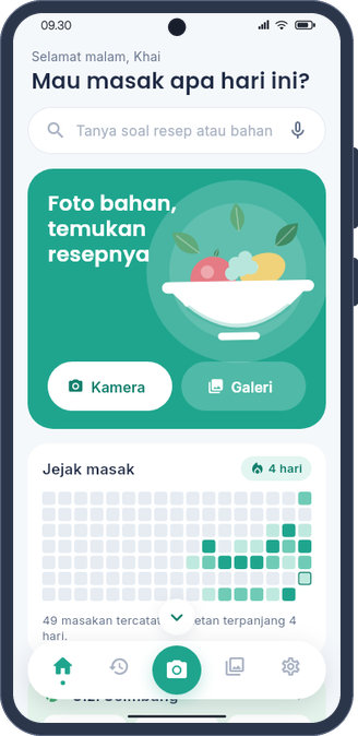 MEIRA home screen with the ask field, camera and gallery buttons, and the cooking streak grid